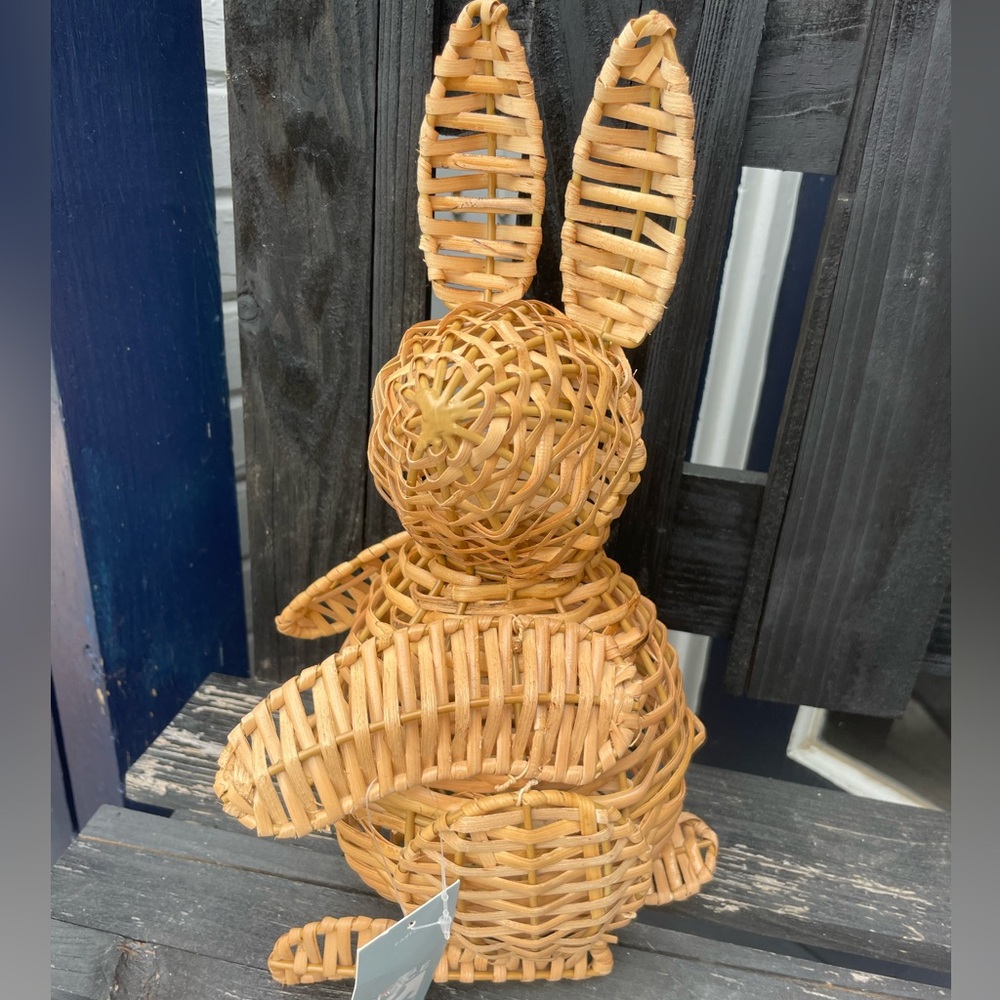 NWT 13” Handcrafted Rattan Basket Wicker Weaved Large Bunny Easter Rabbit